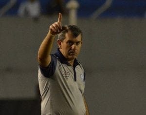 Londrina enfrenta o Goiás em busca de nova vitória