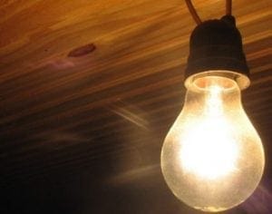 Conta de luz vai subir com aumento de até 50% da bandeira tarifária