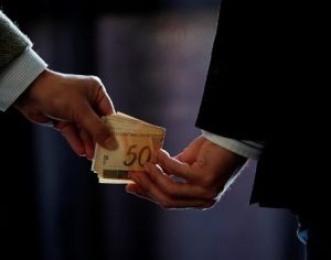 Brasileiros não possuem percepção sobre corrupção no país, afirma pesquisa