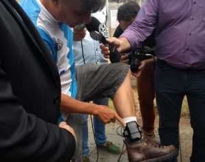 Boca Aberta coloca tornozeleira eletrônica após se aproximar de vereadores
