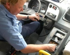 Em Londrina, ônibus vão poder rodar sem cobradores