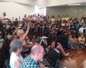 Conselho define e aulas na UEL irão começar nesta semana