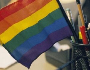 LGBTfobia ainda está presente na escola, aponta documentário realizado em Londrina