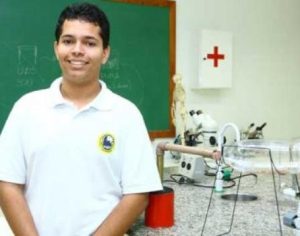 Estudante londrinense vai participar de feira de ciências nos EUA