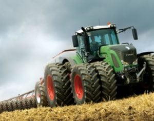 Copel alerta sobre riscos de acidentes com máquinas agrícolas