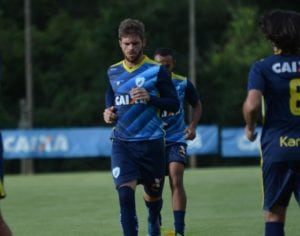 Londrina sofre apagão e tem a primeira derrota na série B