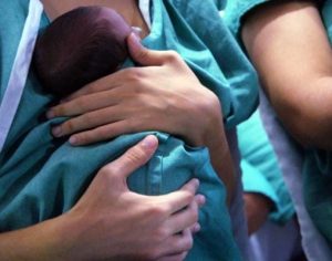 Projeto de Lei amplia licença-maternidade de 120 para 180 dias