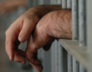 Traficante ligado ao PCC é transferido de Londrina para Catanduvas