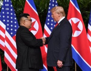 Kim e Trump fazem encontro histórico em Singapura