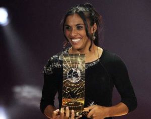 Marta é eleita melhor jogadora do mundo da FIFA pela 6ª vez