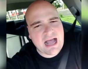 “Essa negraiada vai morrer!”, diz londrinense em vídeo ao votar
