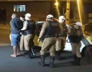 Tiro acidental mata criança após vitória de Bolsonaro, afirma testemunha