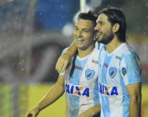 Londrina goleia o Criciúma no Café e se aproxima do G4