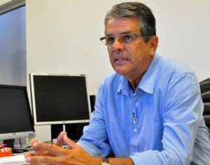 Cláudio Tedeschi toma posse como novo presidente da Sercomtel