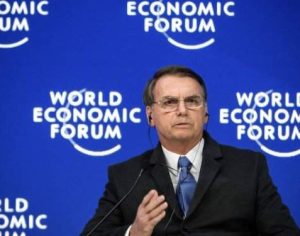 Bolsonaro sobre Flávio: Se errou, lamento, mas vai ter que pagar