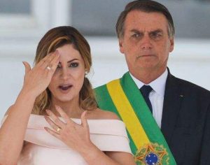 Um dia após a posse, ministro de Bolsonaro extingue secretaria que cuida de surdos