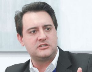 Ratinho Junior anuncia bloqueio de verbas das universidades estaduais