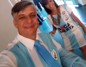 Boca Aberta toma posse com terno personalizado do Londrina em Brasília