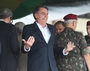 Militares ficam fora da primeira proposta de reforma da Previdência