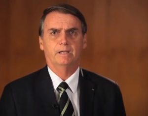 Bolsonaro grava vídeo com elogios a Bebianno ao demiti-lo do governo