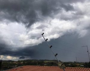 Defesa Civil alerta para risco de temporal em Londrina e região