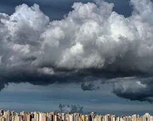Tempo será de chuva nesta sexta-feira em Londrina; veja previsão