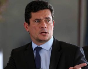 Caixa 2 não tem mesma gravidade de corrupção, diz Moro sobre pacote de leis