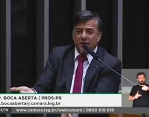 ‘O senhor mentiu’ diz Boca Aberta ao questionar Bolsonaro sobre Previdência