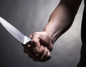 Moça de 18 anos é esfaqueada pelo ex-marido em Ibiporã