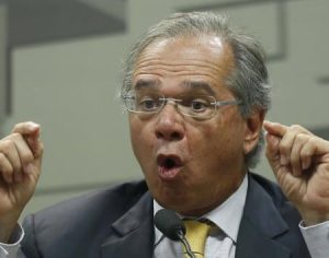 Paulo Guedes diz que se todos ficarem em casa País ‘entra em colapso’