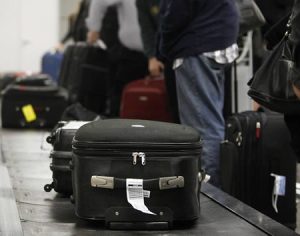Bolsonaro veta gratuidade para bagagem de até 23 kg em voos domésticos