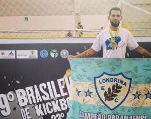 Atleta londrinense faz vaquinha para disputar Mundial de Kickboxing