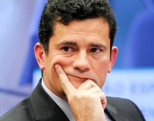 Sergio Moro desiste de candidatura à Presidência