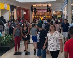 Prefeito autoriza reabertura de shoppings e galerias em Londrina