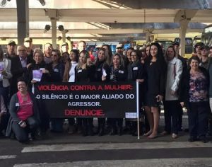 Blitz sobre violência doméstica conscientiza londrinenses