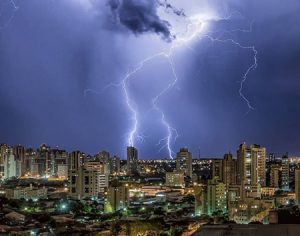 Domingo e segunda têm previsão de chuva mais intensa em Londrina