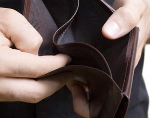 7 em cada 10 trabalhadores vão perder o abono salarial no Paraná
