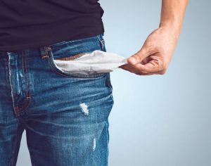 Enquanto bilionários ficam mais ricos, endividamento aumenta entre famílias mais pobres em julho