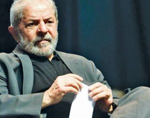 Lula diz que não pedirá progressão para o regime semiaberto