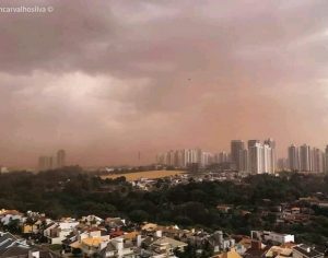 O dia que ‘choveu’ poeira vermelha no céu de Londrina
