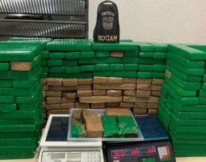 Polícia apreende quase 200 quilos de maconha em Londrina