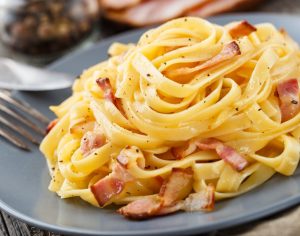 Macarrão à Carbonara
