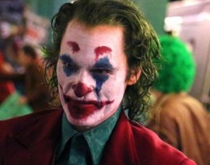Joaquin Phoenix fala sobre ter “enlouquecido” para viver o Coringa; leia