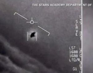 Vídeos do Pentágono que mostram OVNIs são reais, diz Marinha dos EUA