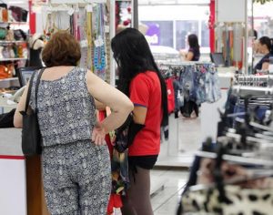 Comércio de Londrina abre até às 22 horas a partir desta quinta-feira