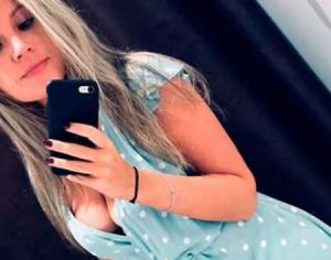 Celular cai dentro da banheira e jovem morre durante banho