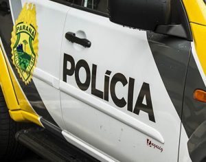 Mulher é encontrada morta dentro de casa em Londrina; suspeita de feminicídio