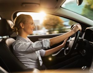 Uber vai permitir que motoristas mulheres transportem apenas passageiras