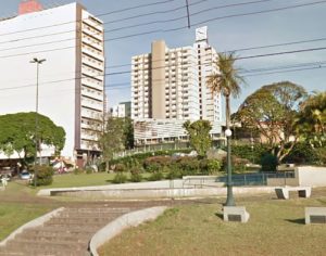 Corpo de um homem é encontrado na Praça Rocha Pombo em Londrina