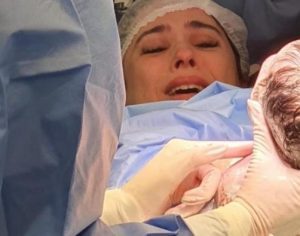 Nasce a filha de Tatá Werneck e Rafael Vitti